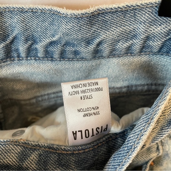 Pistola High Rise Distressed Straight Leg ankle cut Button Fly Jeans Size 28 - Picture 2 of 6